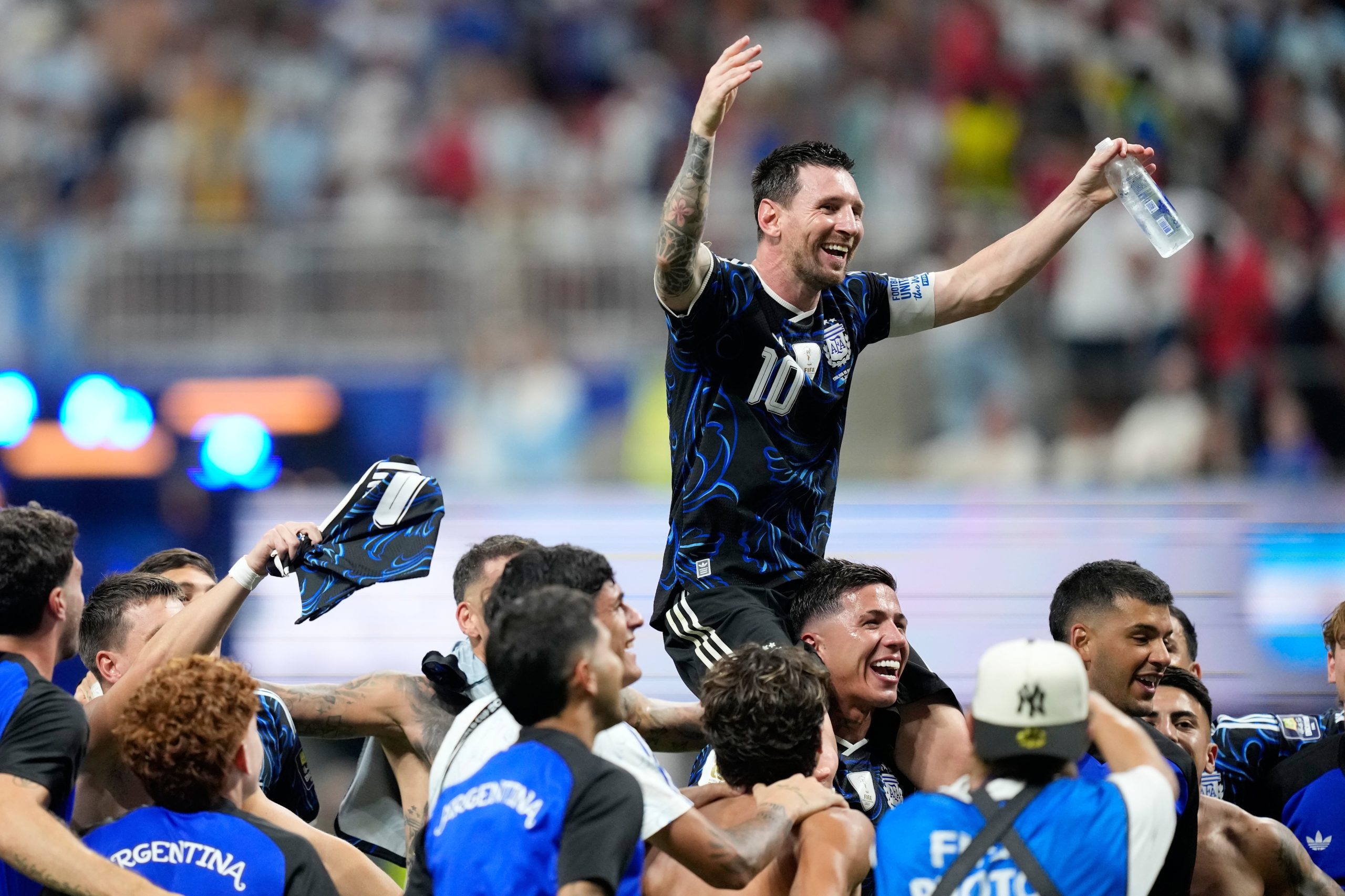 Con Messi a la cabeza, la selección argentina eliminó a Inglaterra y jugará la final del Mundial 2026