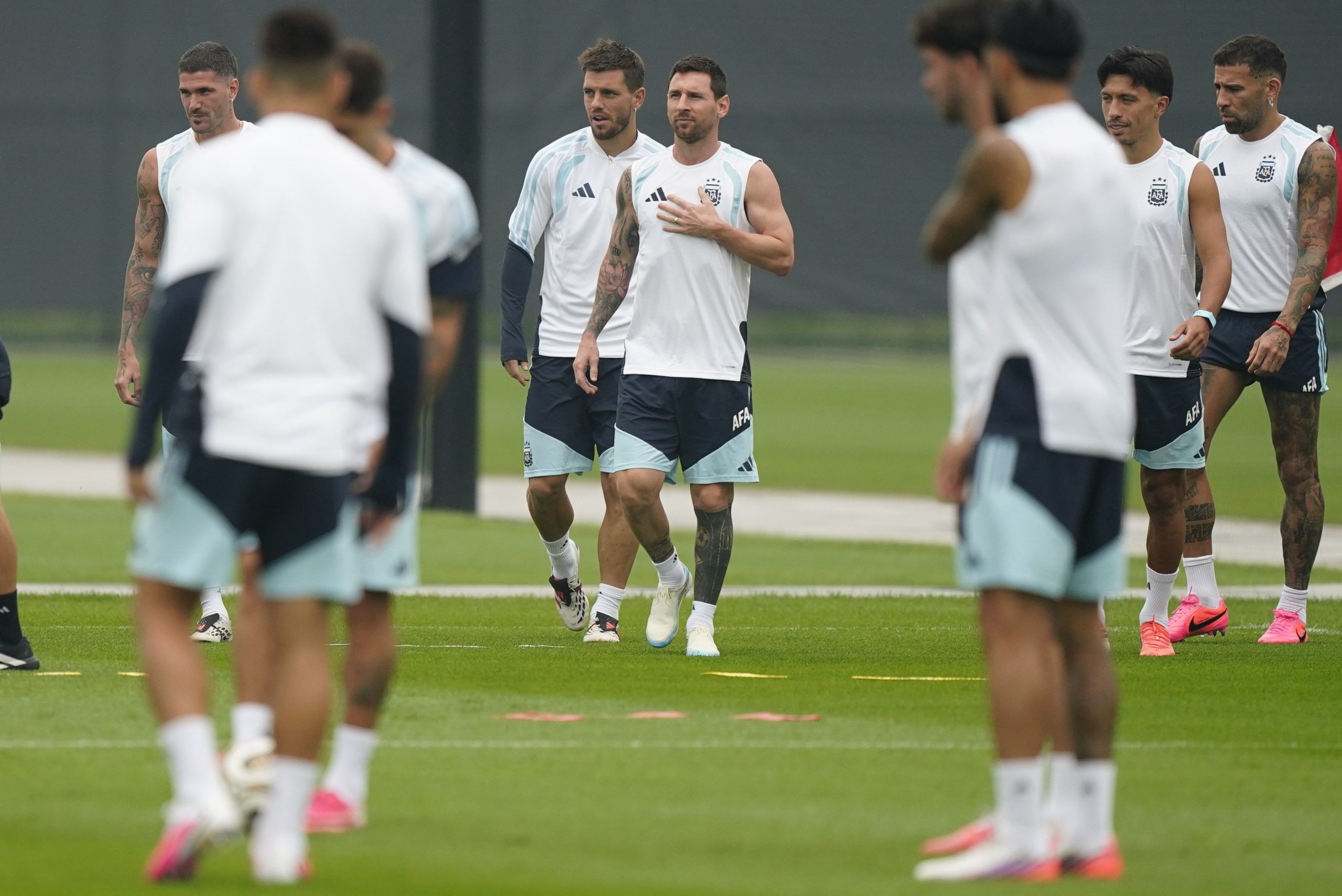 La selección argentina entrena en Nueva Jersey tras el triunfo en la semifinal ante Inglaterra