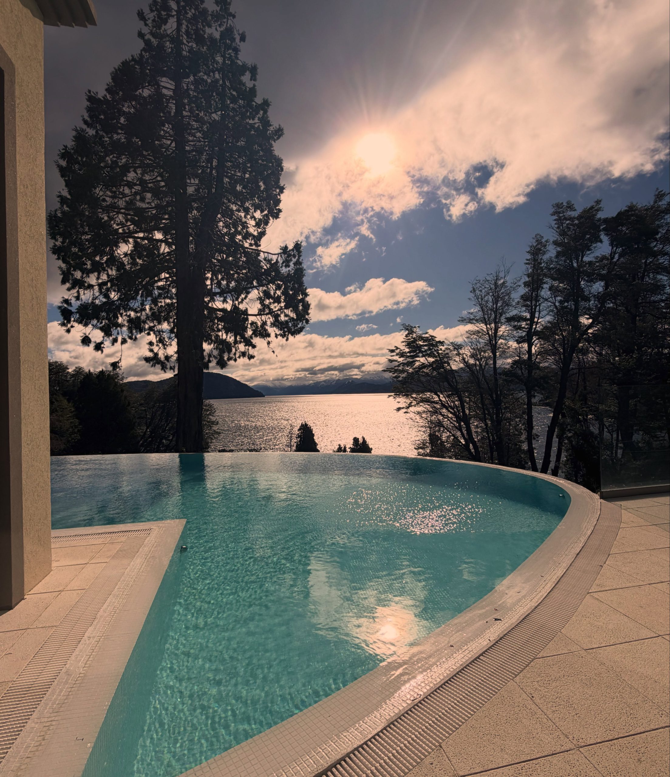 La escapada de Paredes a Bariloche. (Foto: ccamilagalantee/Instagram)