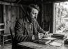 Henry David Thoreau, filósofo: “En mi casa había 3 sillas: una para la soledad, una para la amistad y una para la compañía”