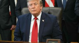 Trump amenaza con aniquilar la infraestructura energética iraní la semana próxima si no se alcanza un acuerdo