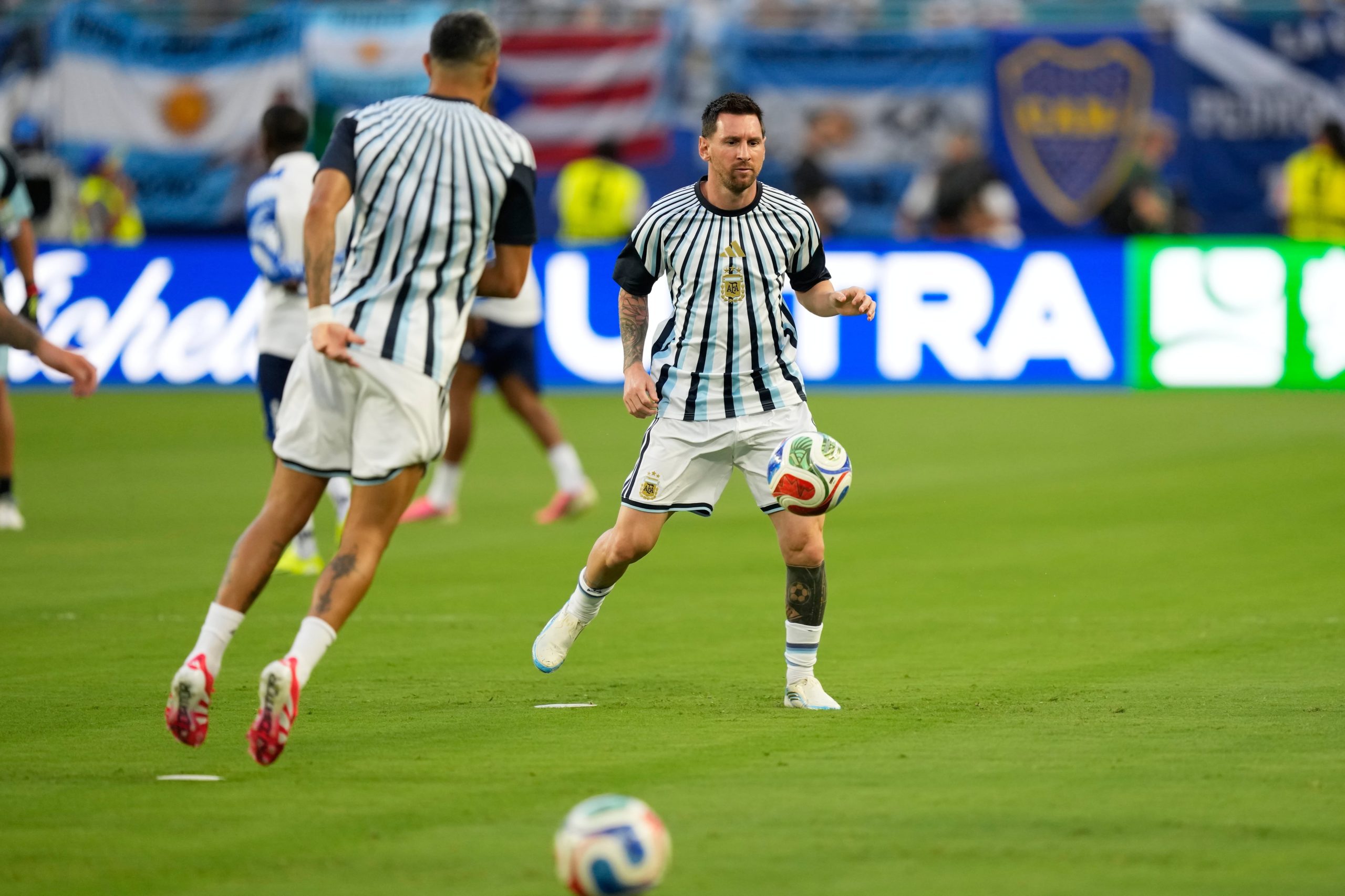 Lionel Messi en el estadio de Miami, copado por argentinos