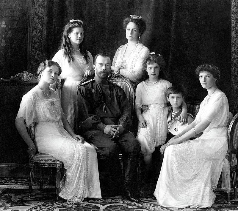 La familia Romanov fue asesinada después de meses de cautiverio