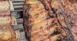 Ni Carlos Keen ni Tomás Jofré: el pueblo con parrillas y asado a la estaca a 1 hora de CABA, ideal para el próximo feriado