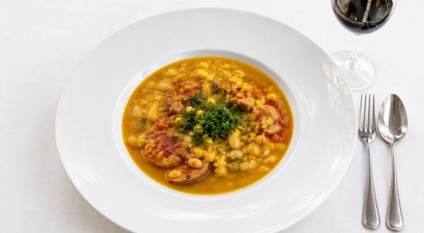 9 de Julio: dónde comer locro, empanadas y otras propuestas para celebrar la Independencia