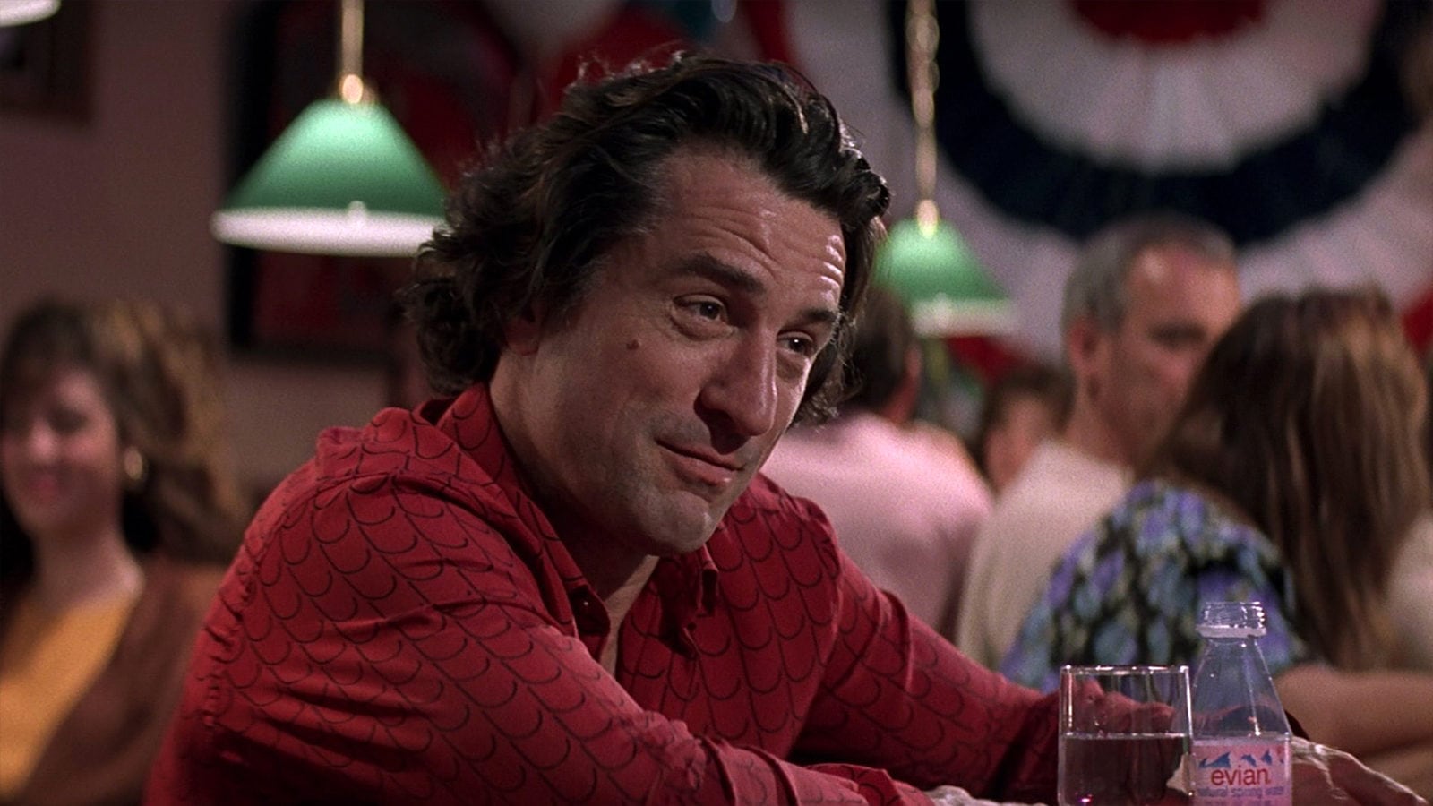 Robert De Niro huye de los regímenes restrictivos; opta por una nutrición balanceada que le garantice vitalidad constante a lo largo de la jornada