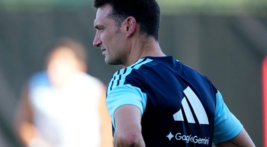 Video: el inesperado gesto de Scaloni con sus jugadores que se volvió viral en las redes
