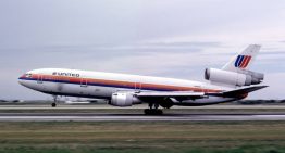 “No vamos a llegar a ningún aeropuerto”: la proeza del avión que sufrió una falla imposible y la maniobra que inventaron en vuelo