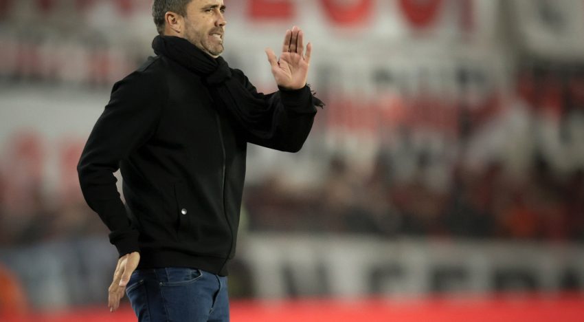 La fuerte autocrítica de Eduardo Coudet sobre la eliminación de River en la Copa Argentina: “Fue un papelón”