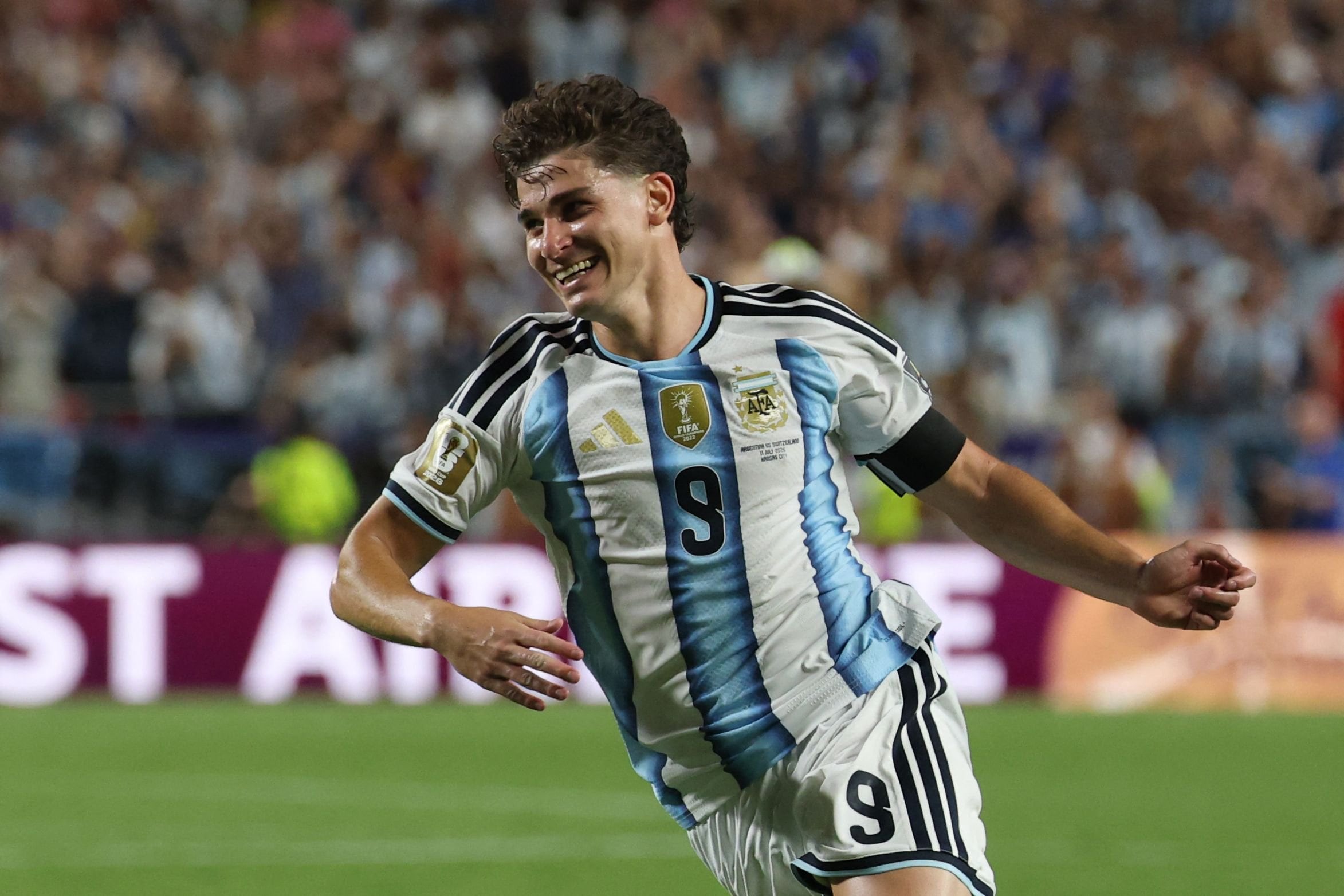 Un gol de Julián Álvarez está nominado entre los mejores del Mundial