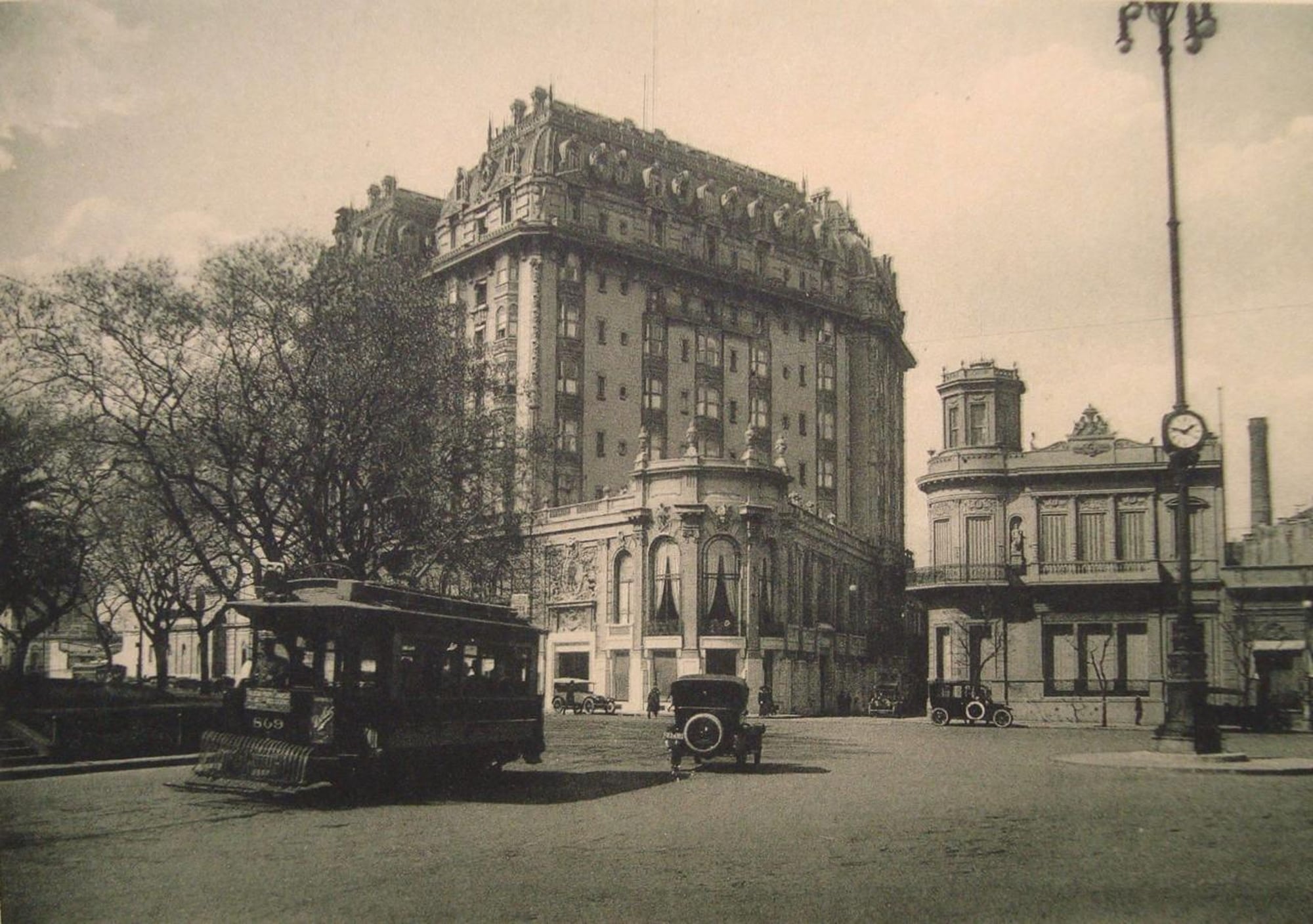 Imagen del Hotel Plaza en 1913