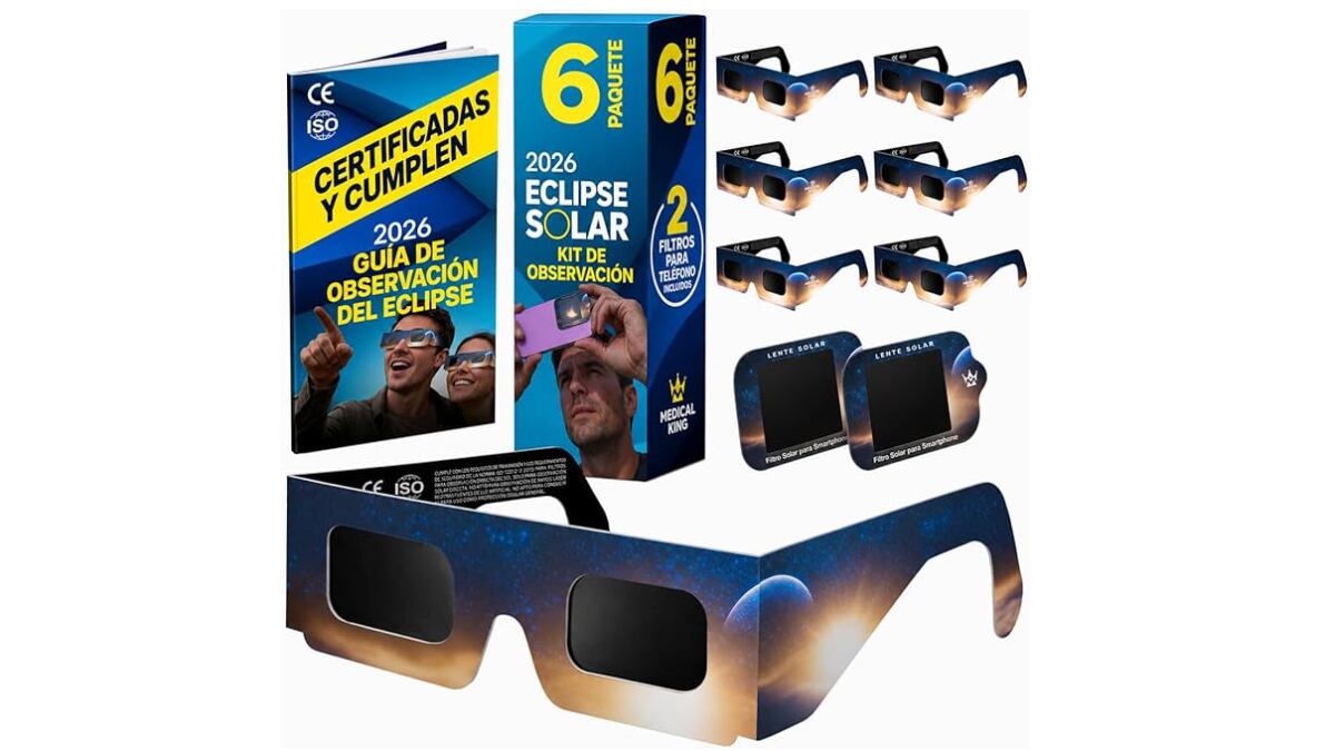 Paquete de seis gafas homologadas para ver un eclipse solar.