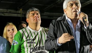 Afiliados de Camioneros interrumpieron la actividad de una planta de OCA en protesta por despidos