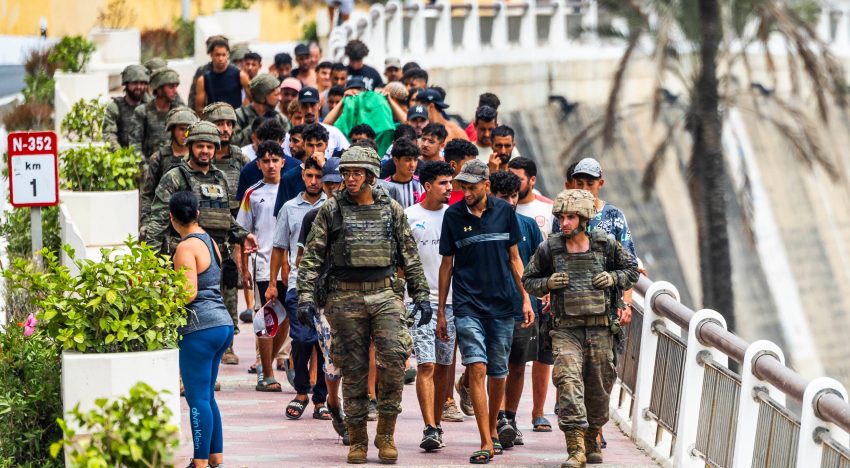 Ceuta recobra parte de la calma en medio de la tensión política