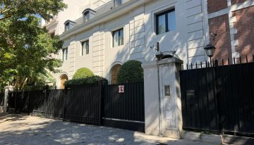 La mansión de US$12 millones de Peter Thiel en Buenos Aires quedó en el centro de una insólita protesta