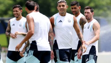 El gomero que criticó a la Selección sin saber que hablaba con Facundo Medina: el video que se volvió viral