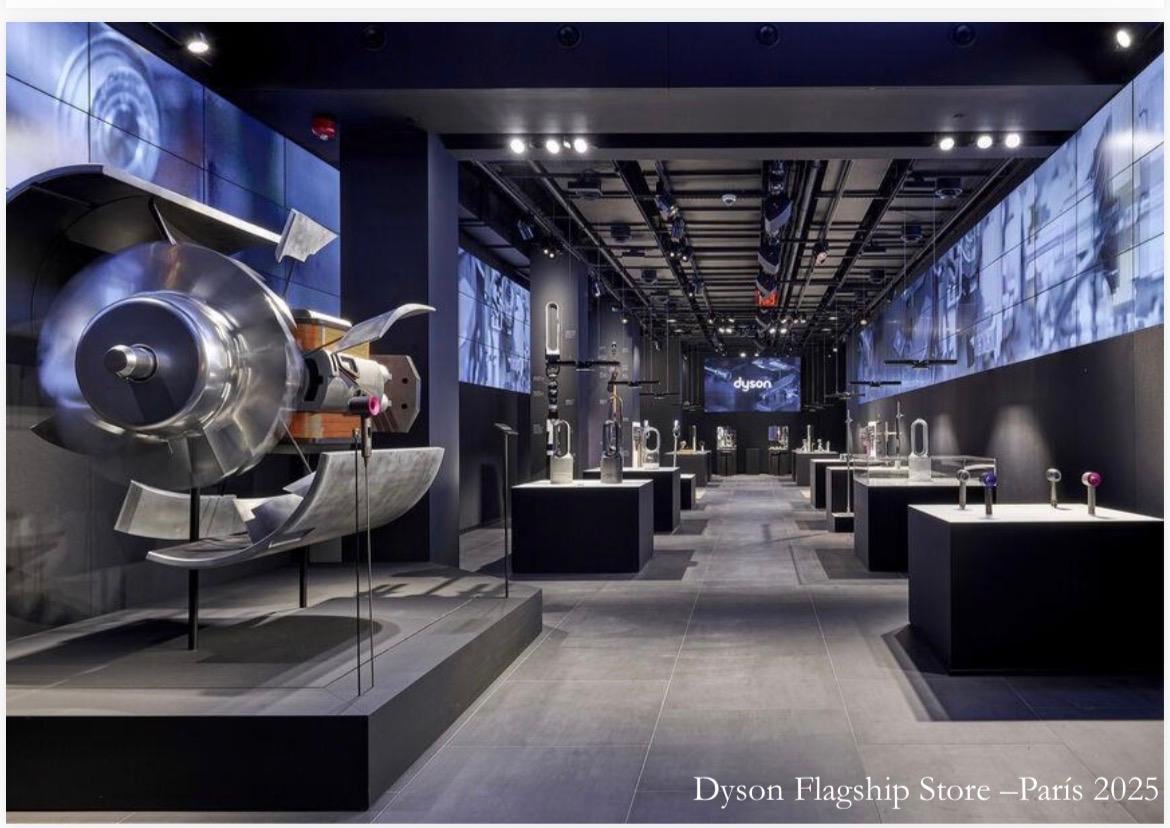 Uno de los locales de Dyson, empresa especializada en electrodomésticos. A la izquierda, un lavarropas con alta tecnología a la vista
