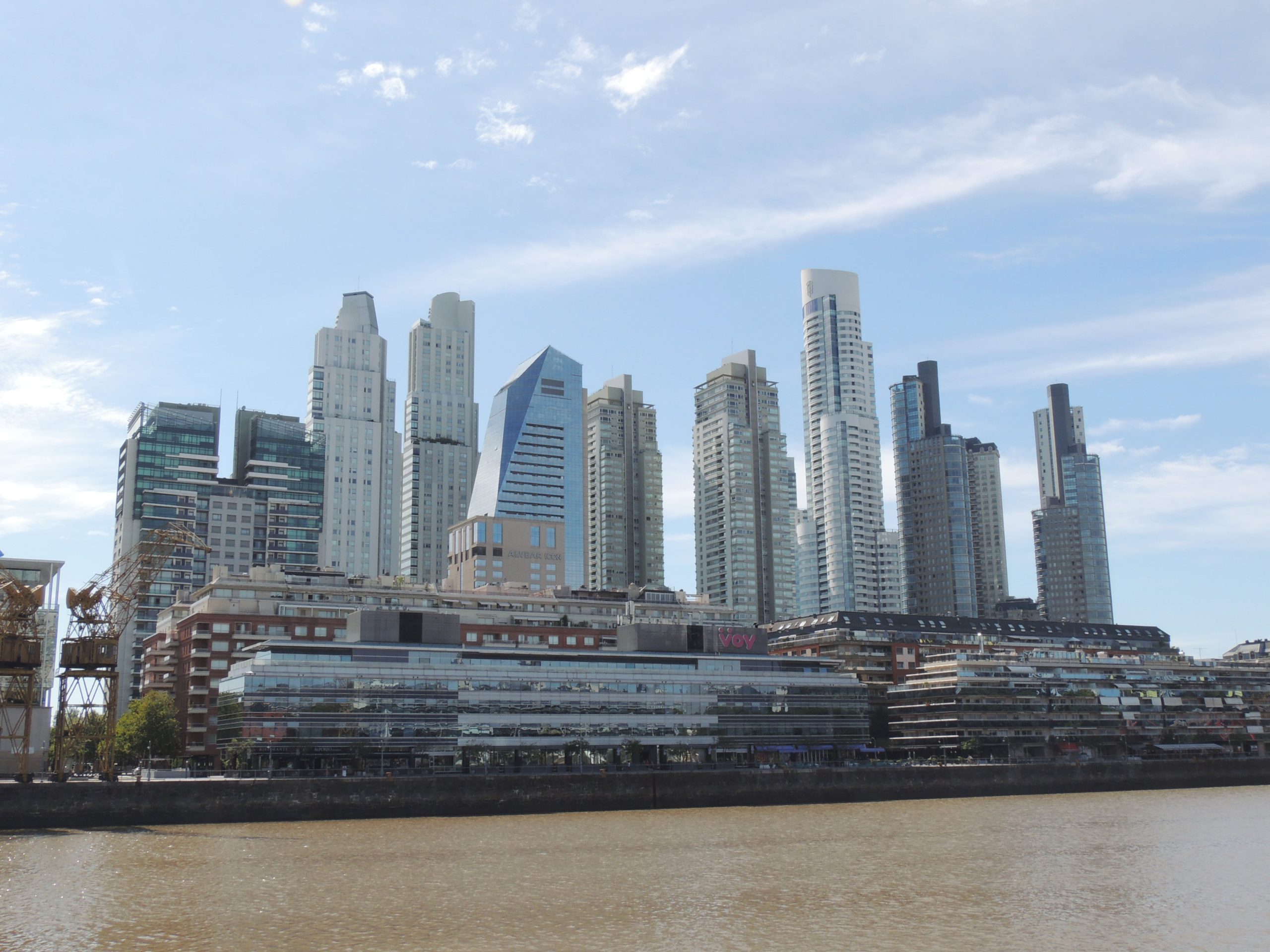 En números, Puerto Madero es el barrio más caro de la ciudad: registra un valor promedio de US$6122/m²