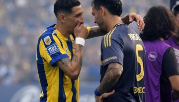 Video: el encuentro de Di María y Paredes en la práctica de Boca antes del partido con Newell’s en Rosario
