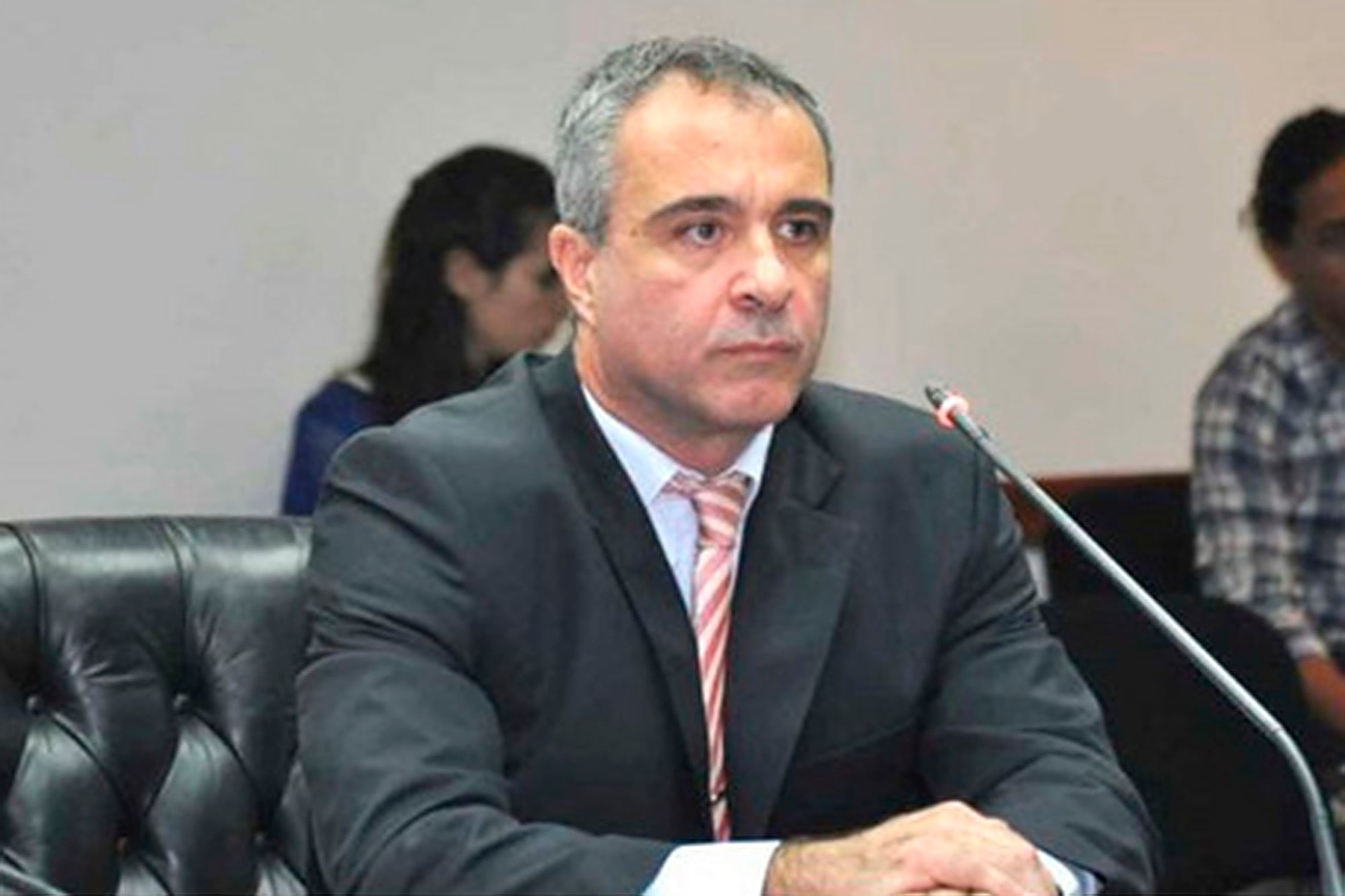 El juez González Charvay tuvo la causa de la mansión de Pilar varios meses.