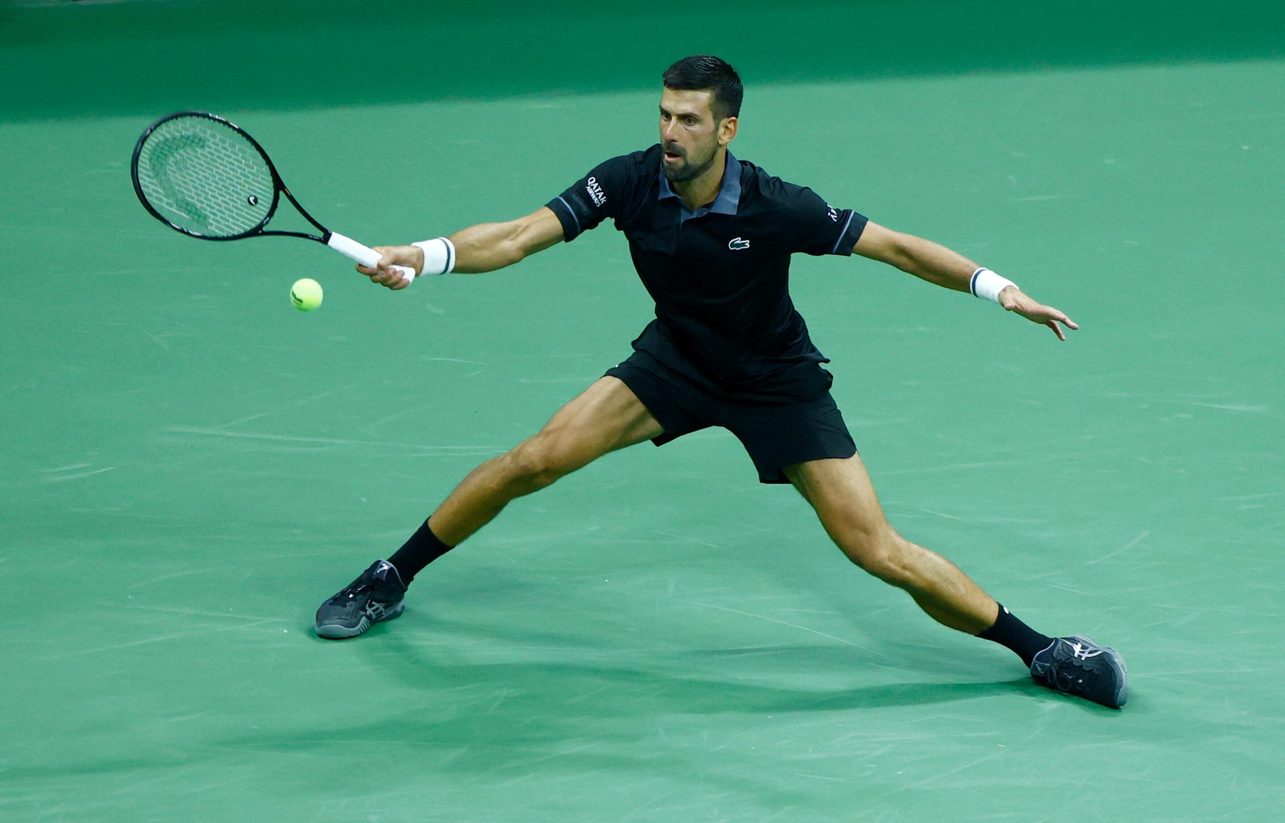 Novak Djokovic, en el partido ante el argentino Mariano Navone. (REUTERS/Jeenah Moon).