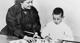 María Montessori, pedagoga italiana: “Nunca ayudes a un niño en una tarea en la que siente que puede tener éxito”