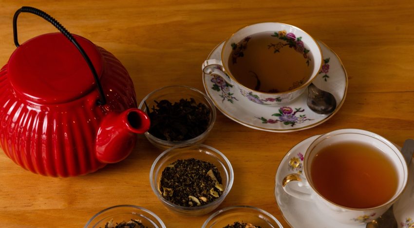 Qué tan efectivas son las infusiones de invierno contra los resfríos, según los expertos