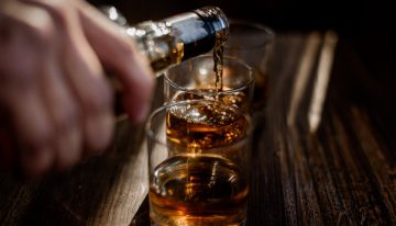 Desde el papel hasta el vodka: los productos de supermercado que tendrán una suba abrupta en EE.UU.