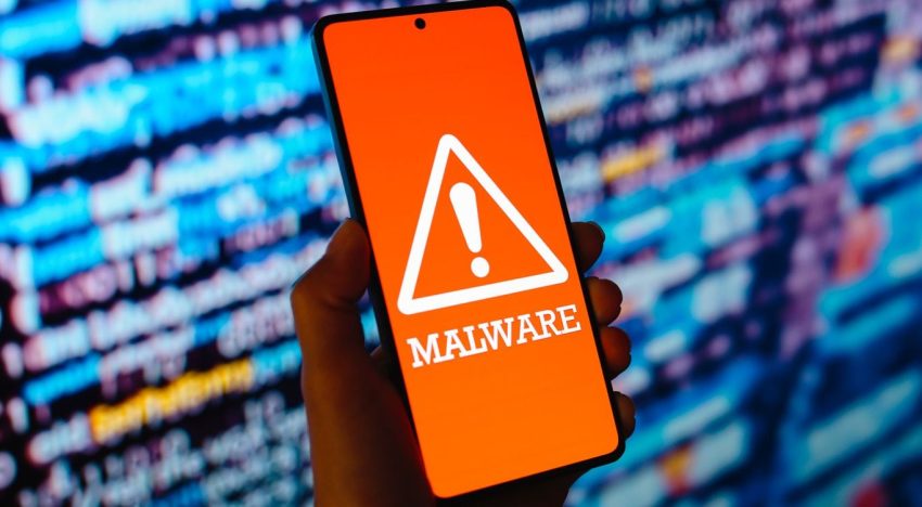 Alerta por un “panda tóxico” que bloquea las defensas de Android para entrar a cuentas bancarias