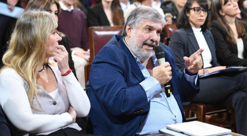 La interna entre Axel Kicillof y Máximo Kirchner llegó al Senado: “Que se dejen de romper y arreglen el tema”