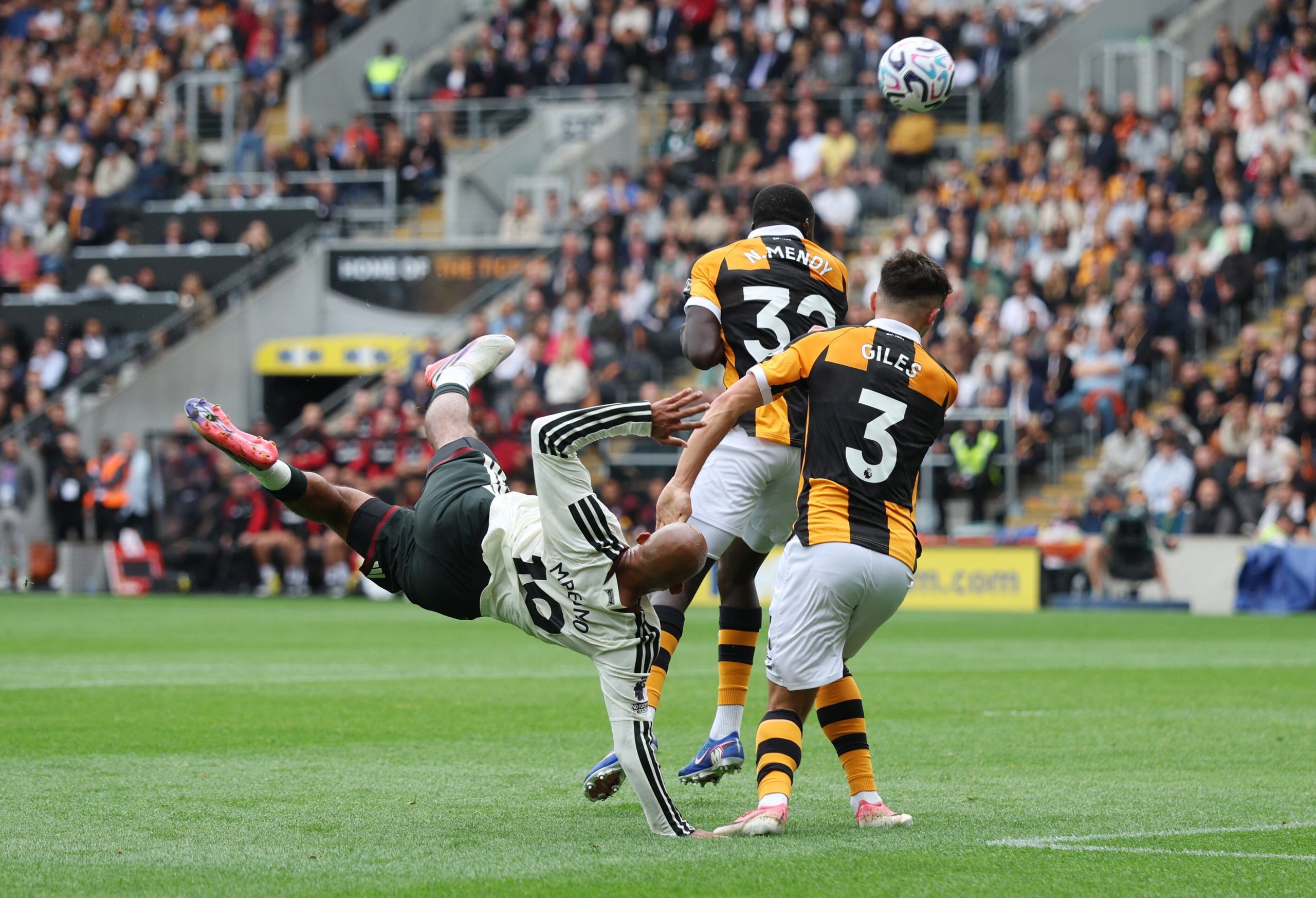 Hull City vs Man. United por la fecha 1 de la Premier League del 2026.