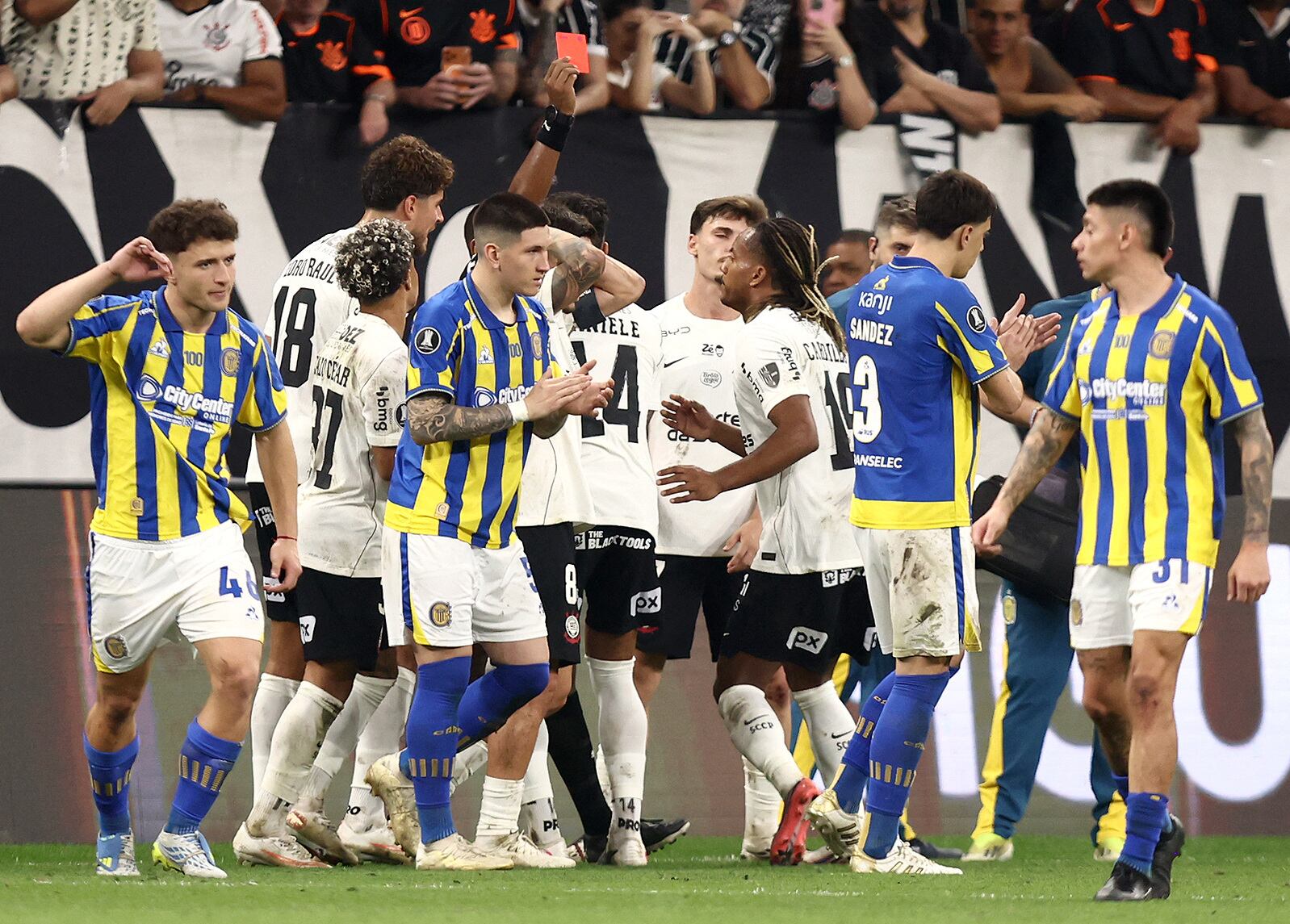 Corinthians vs R. Central por los octavos de final de la Copa Libertadores del 2026.