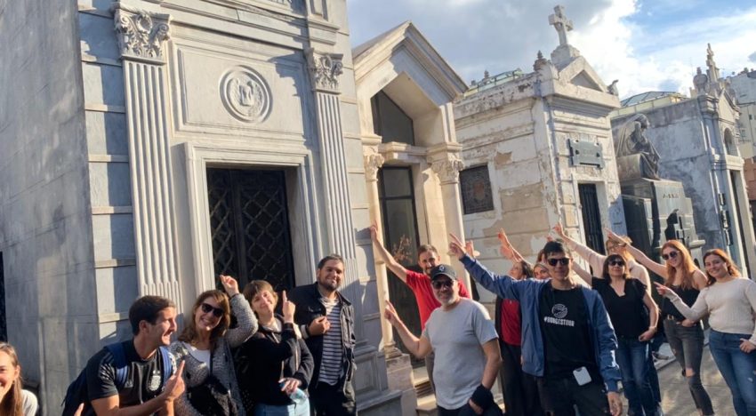 Daniel Mecca, escritor: “Recorrer las calles por donde Borges caminaba permite crear una imaginación poética de su figura”