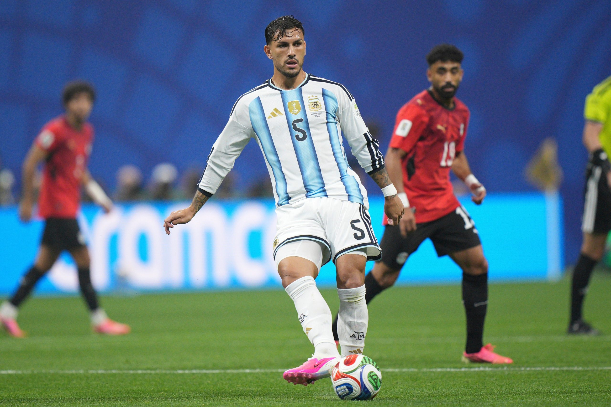 Leandro Paredes, durante el partido ante Egipto por los octavos de final del último Mundial