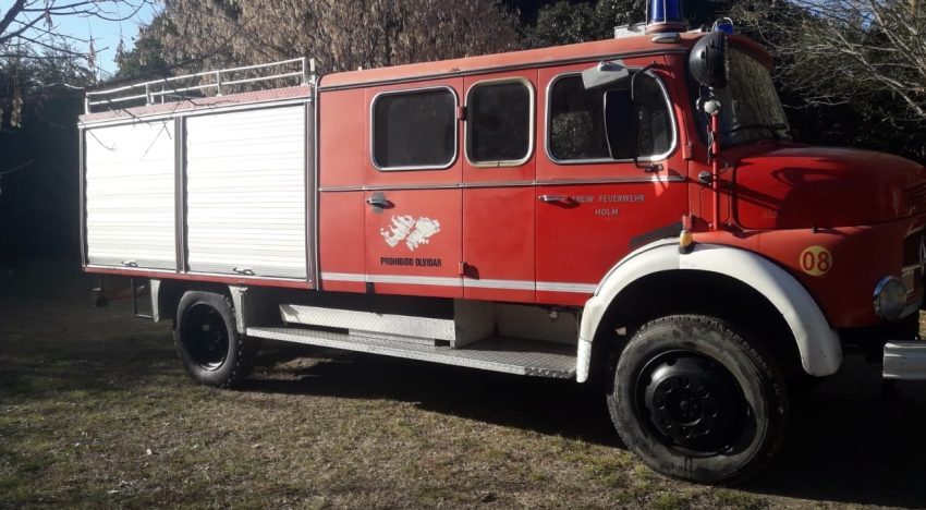 Era dueño de una ferretería, se retiró a los 50 y transformó un autobomba en su casa: “Lo que te mata es la rutina”