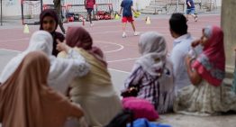 Meloni limita a los alumnos que no hablan italiano y prohíbe el burka y el niqab en las aulas