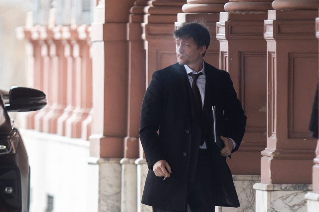 El asesor presidencial Santiago Caputo en la Cada Rosada