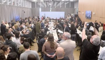 Expertos expusieron en Diputados sobre el endeudamiento de las familias, mientras la oposición aún busca unificar 50 proyectos