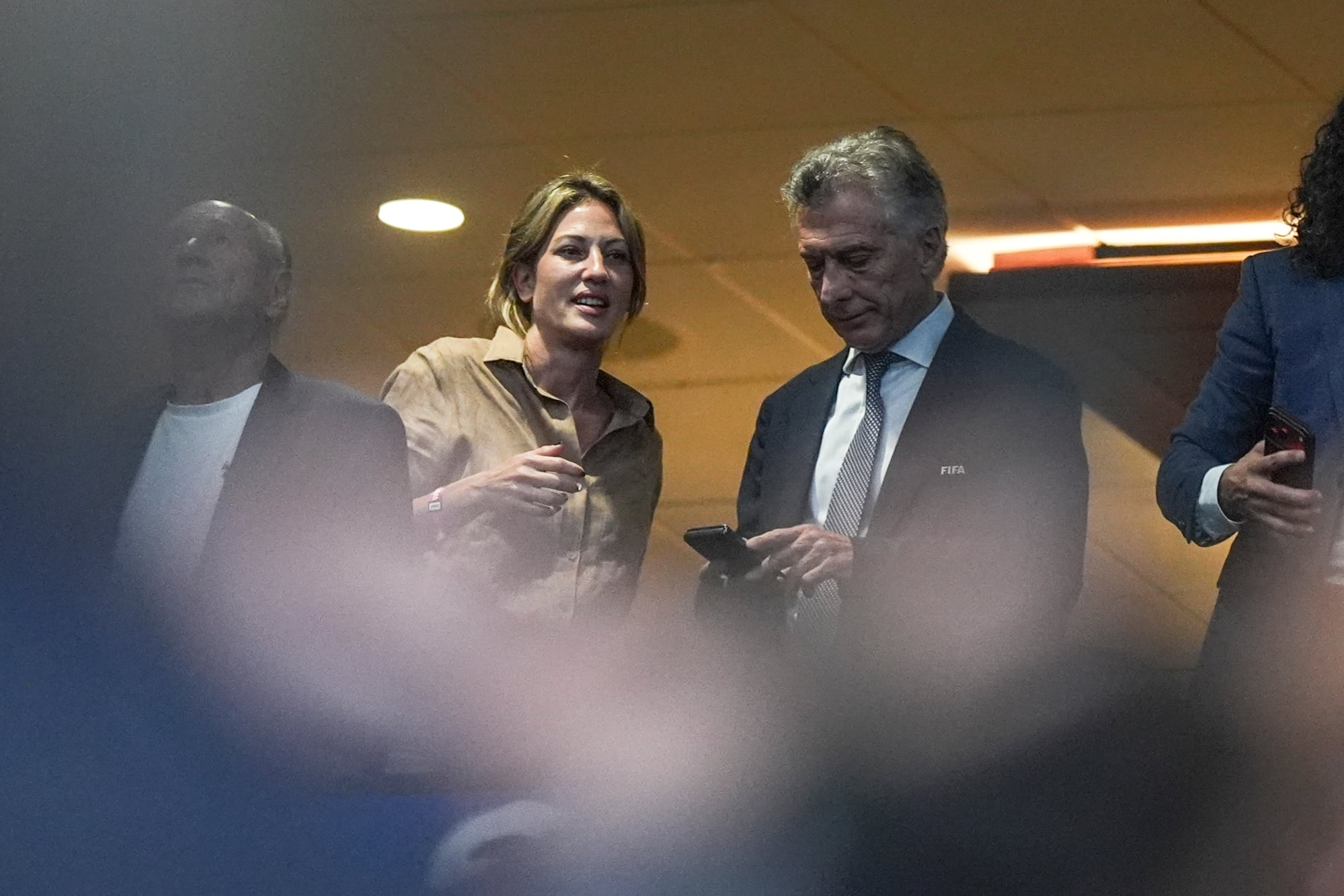 Mauricio Macri tiene conversaciones frecuentes con Karina Milei. Hablan sobre cómo la economía afectará el rendimiento electoral.
