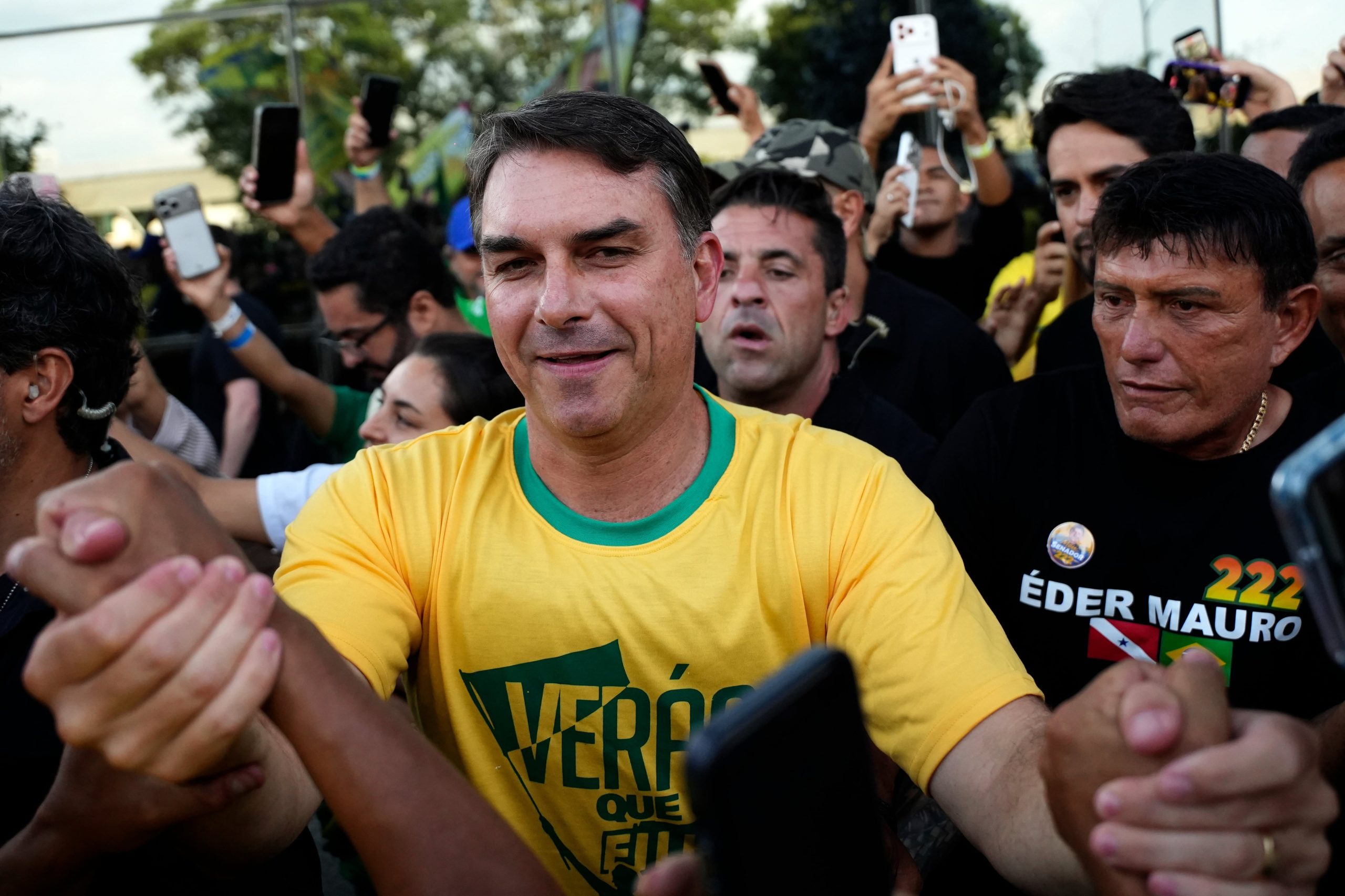 Flávio Bolsonaro es el candidato opositor con mayor intención de voto para ganar en las elecciones 2026 (AP Photo/Filipe Bispo)