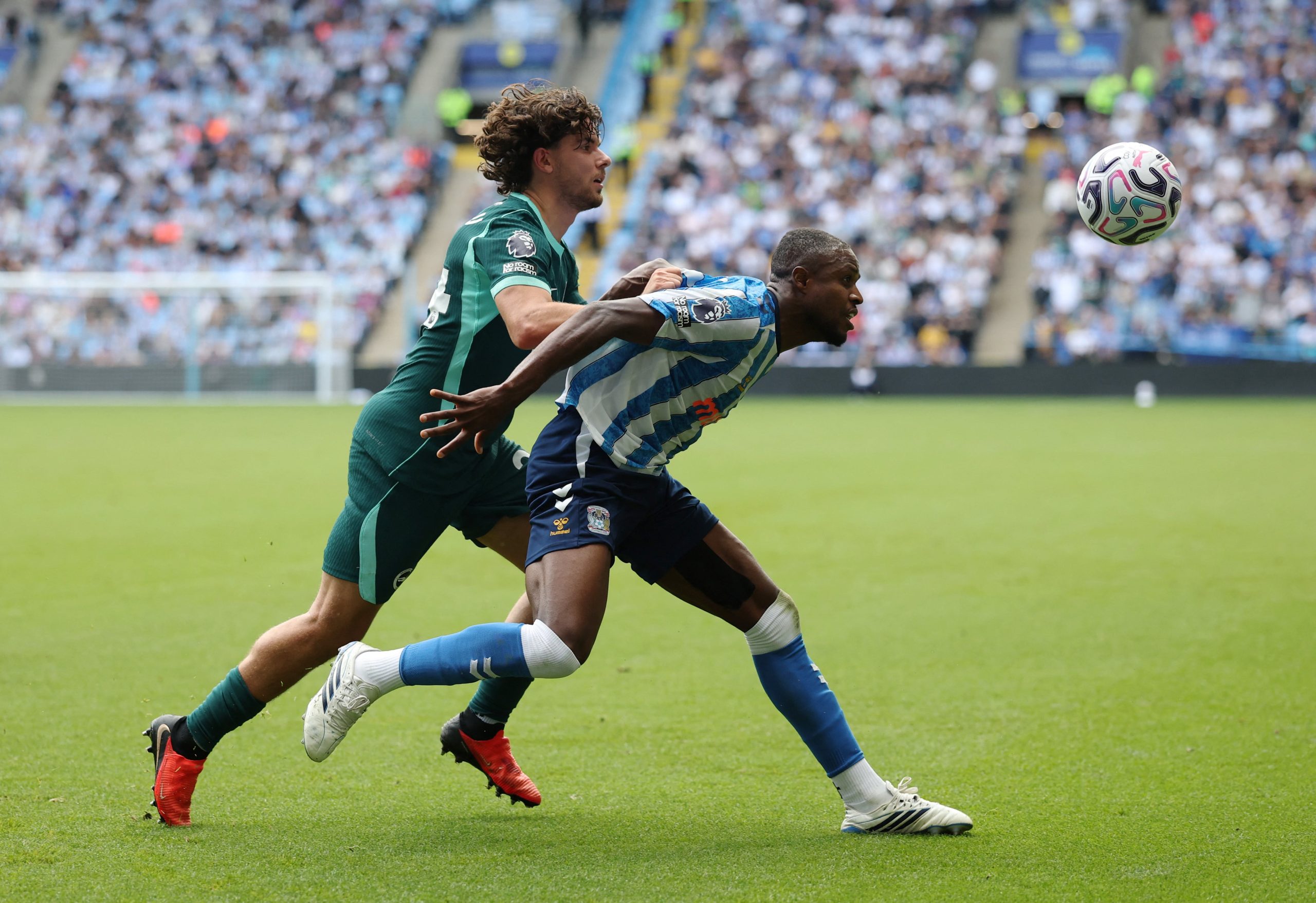 Coventry vs Brighton por la fecha 4 de la Premier League del 2026.