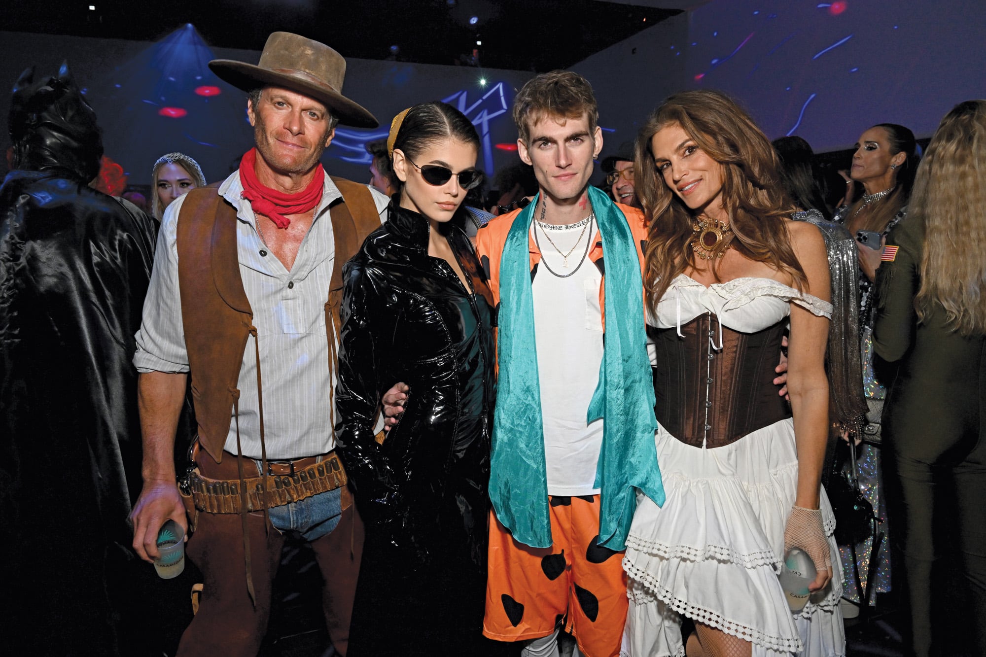 Rande, Kaia, Presley y Cindy, reunidos en la exclusiva Casamigos Halloween Party, una de las celebraciones más convocantes de Hollywood, realizada en octubre de 2022 en Beverly Hills