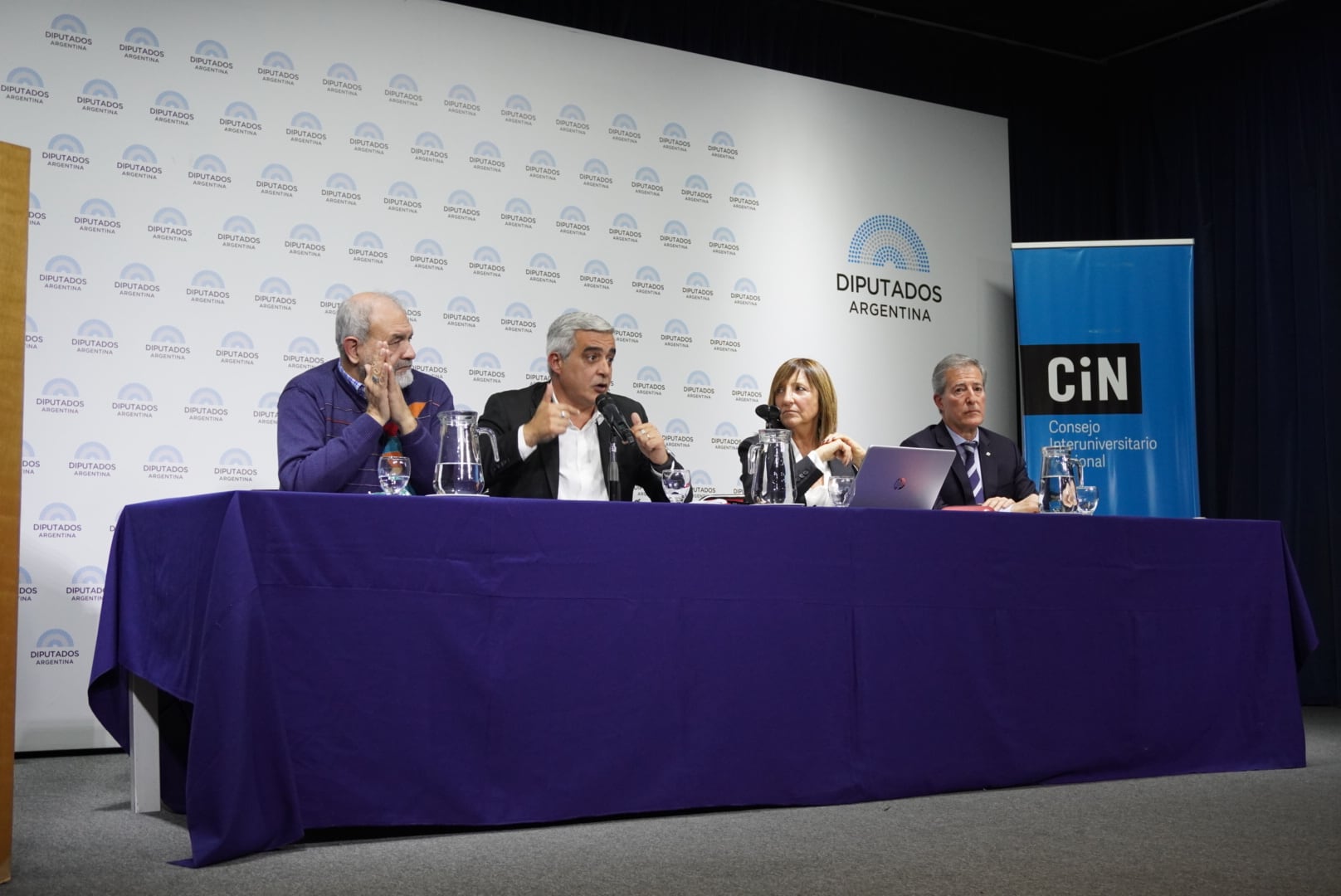 Los rectores fueron al Congreso: el presupuesto 2027 prevé para las universidades casi $4 billones menos de lo que piden.