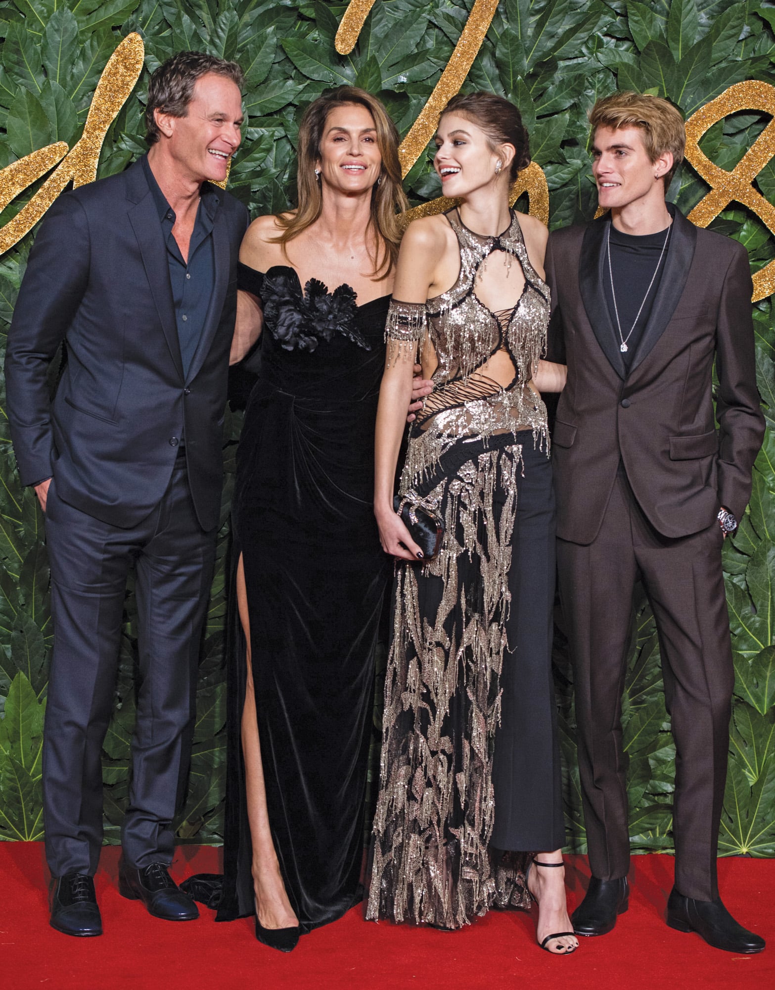 Rande, Cindy, Kaia y Presley brillaron en la alfombra roja de los Fashion Awards, celebrados en el Royal Albert Hall de Londres en 2018
