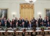 Donald Trump recibió en la Casa Blanca a los líderes del sector tecnológico y defendió la autorregulación de la IA