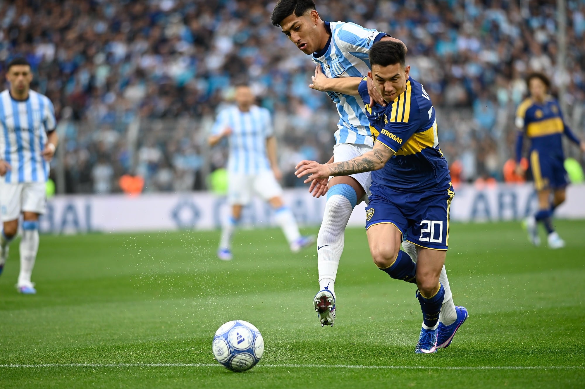 Boca y Racing se miden en Rosario