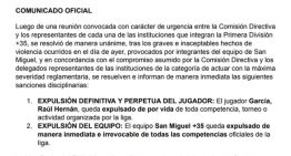 “Expulsión definitiva y perpetua”: la dura sanción al futbolista que agredió a un juez de línea en un partido de la liga Senior