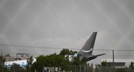 Qué se sabe del avión de carga de Amazon que se despistó en el aeropuerto de Miami