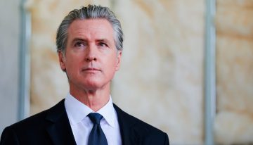 Oficial: la ley AB 1307 que crea un programa en California para profesionales migrantes que cumplan requisitos
