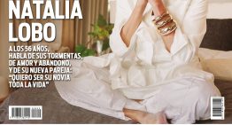 Con capa y transparencias. La reina Letizia deslumbró con su vestido “Frozen” y la tiara Floral en el banquete de Estado con los Macron